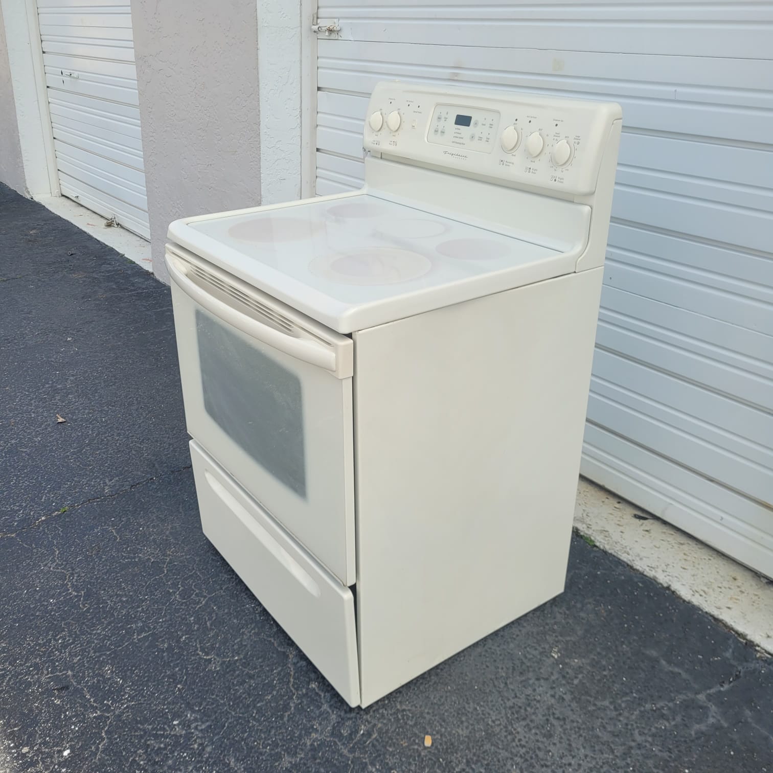Frigidaire Electric Stove Frigidaire Electric Stove